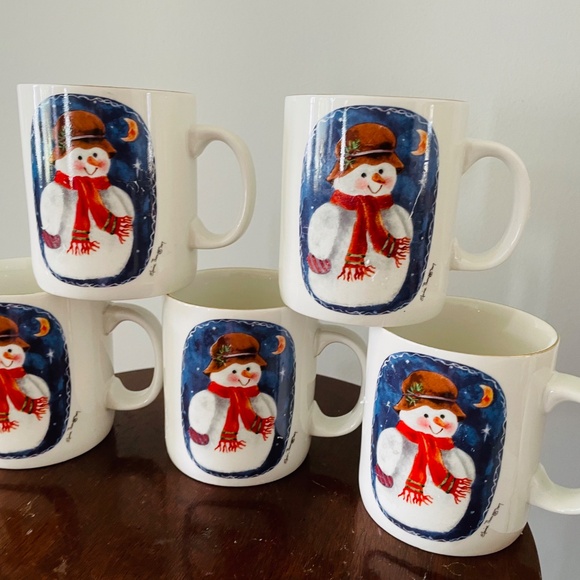 Elaine Thompson Vintage hand-painted ceramic Christmas snowman mugs, Snowman Mug - Picture 2 of 6
